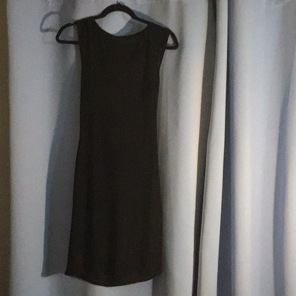 Elegant Black Sleeveless Dress